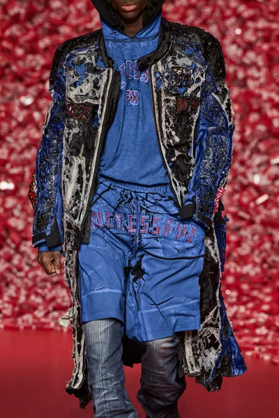 Look 115